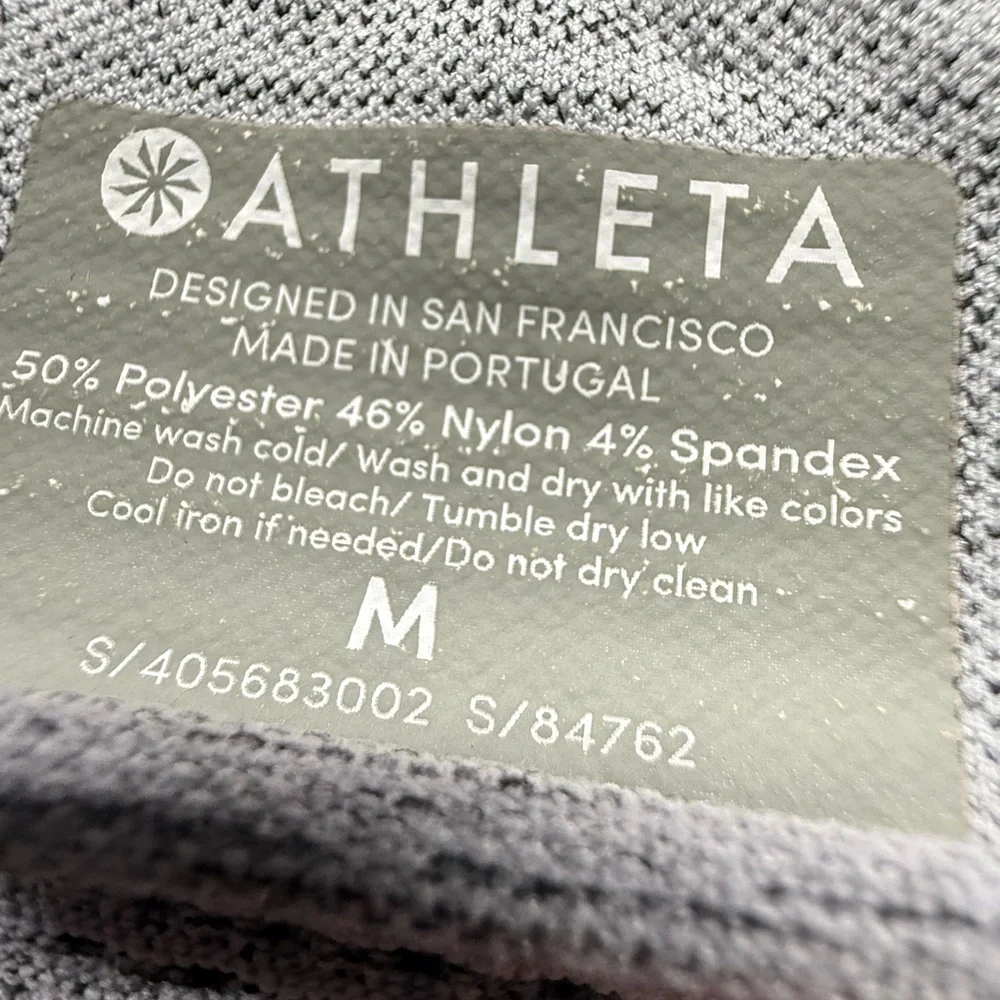 Athleta Agile Color Block Razor Back Tank Top | Moisture Wicking Breathable Sz M
